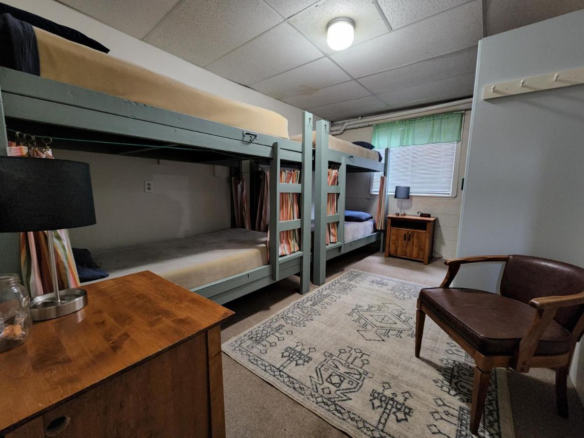 Inn The Clouds Hostel & Inn Leadville Room photo
