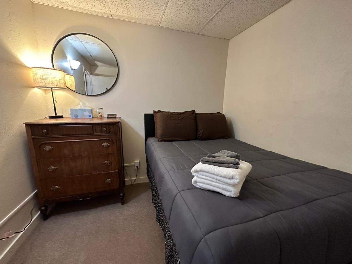 Inn The Clouds Hostel & Inn Leadville Room photo