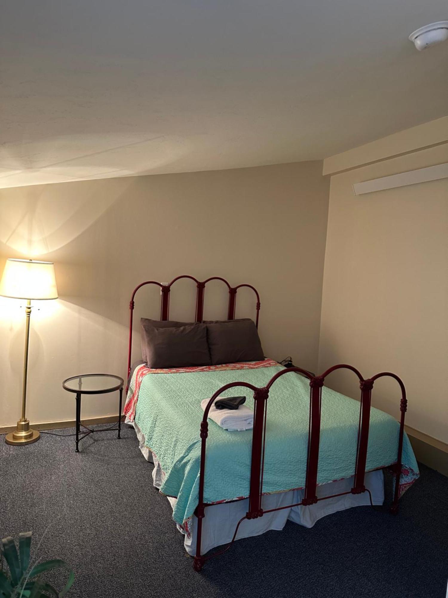 Inn The Clouds Hostel & Inn Leadville Room photo